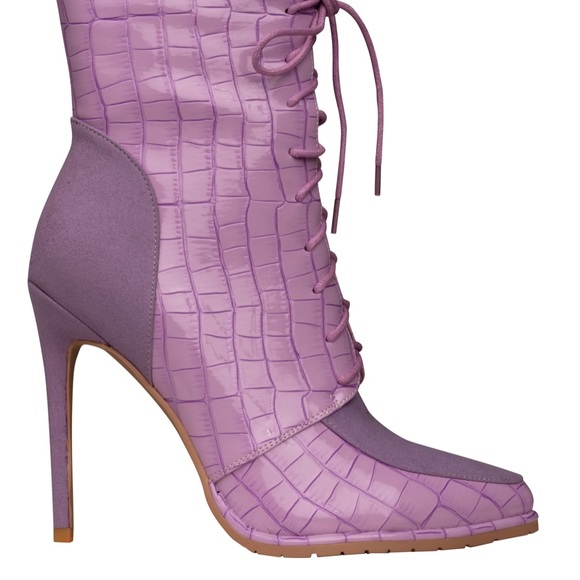 Shane Justin - Picture 2 of 2